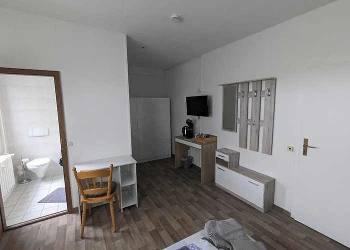 Flyinn&sleep Bed & Breakfast Schoengleina